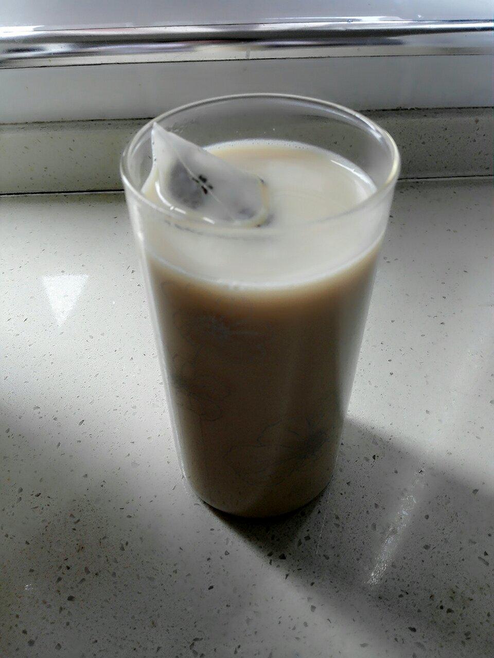 豆漿機自制香醇奶茶，媽媽再也不用擔心我在外面買奶茶喝了！的做法 步骤7