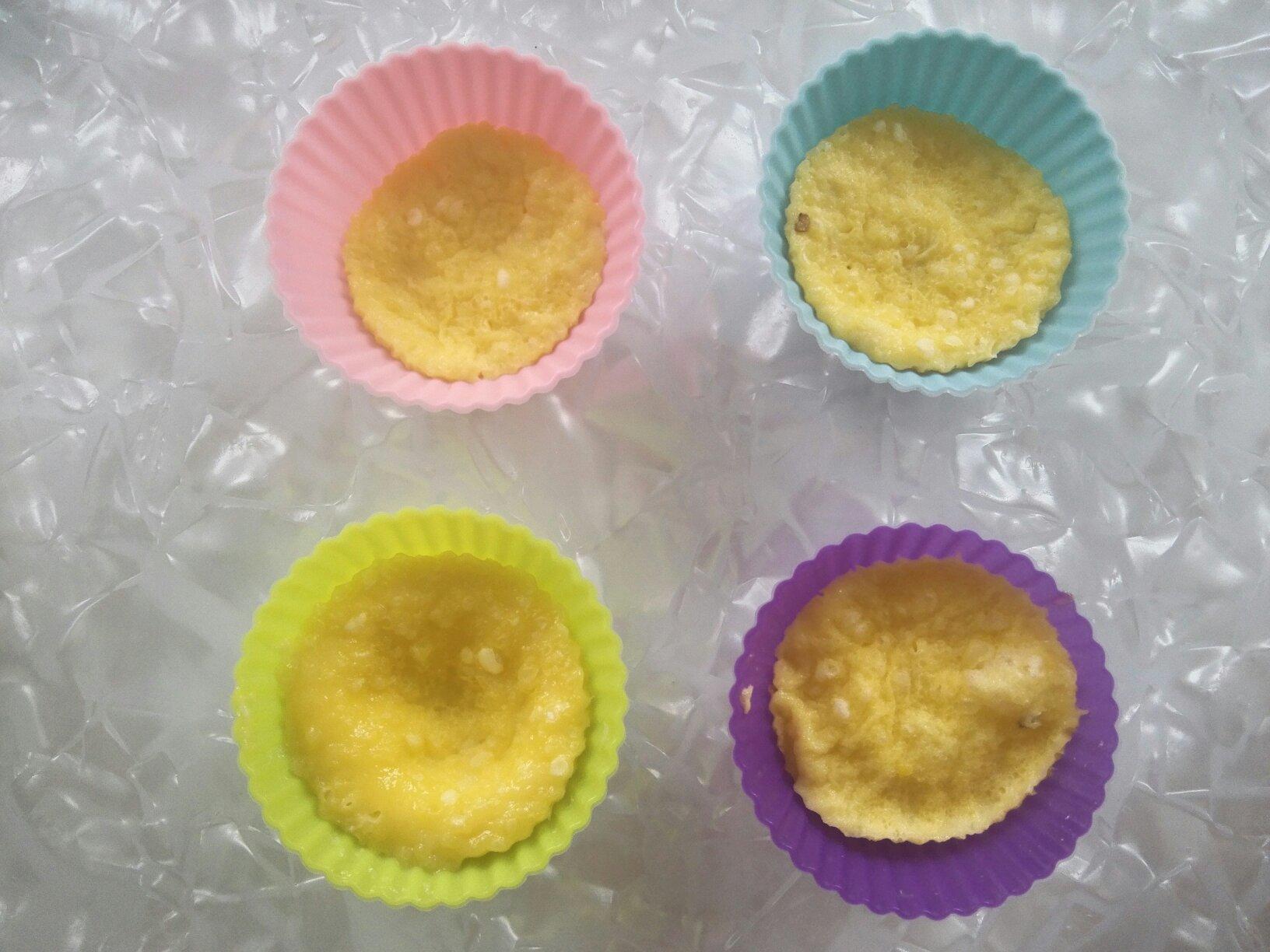 簡易微波檸檬酸奶蛋糕的做法 步骤4