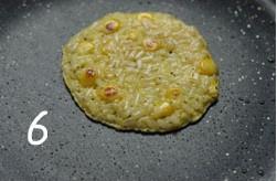 玉米雞蛋米飯煎餅的做法 步骤16