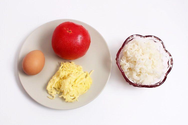 寶寶輔食：番茄乳酪米餅 換個花樣做輔食，胃口大開吃光光！的做法 步骤1