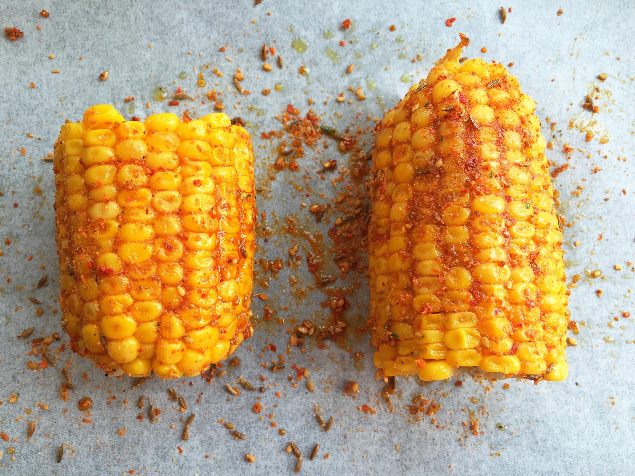 童年記憶——路邊攤烤玉米的做法 步骤4