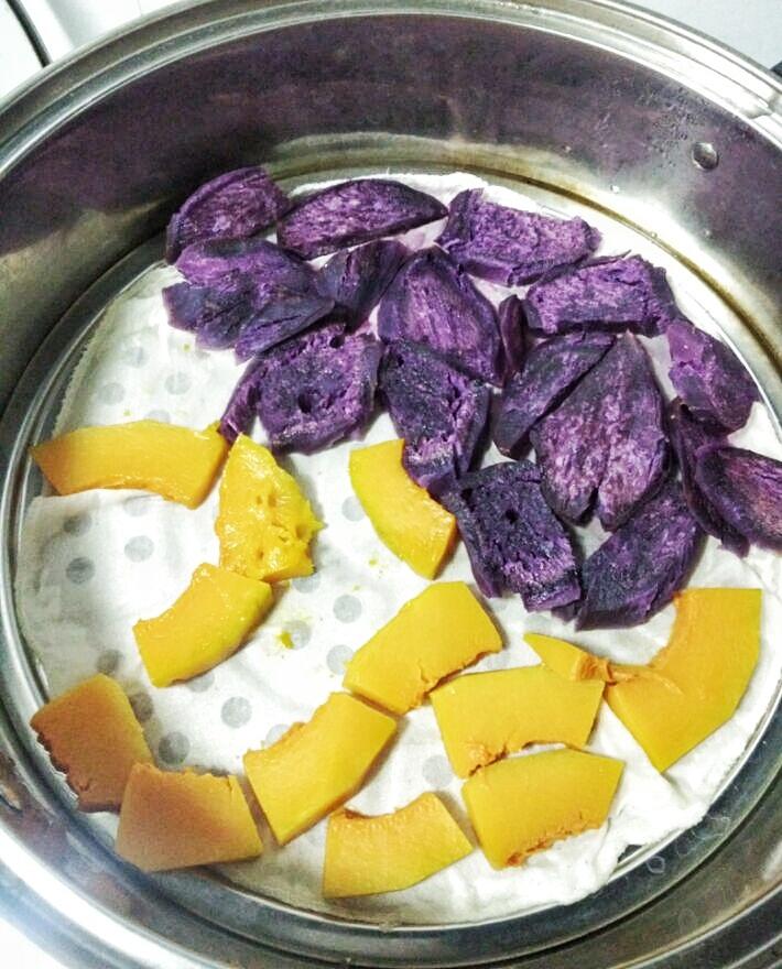 紫薯南瓜雙色發糕的做法 步骤1