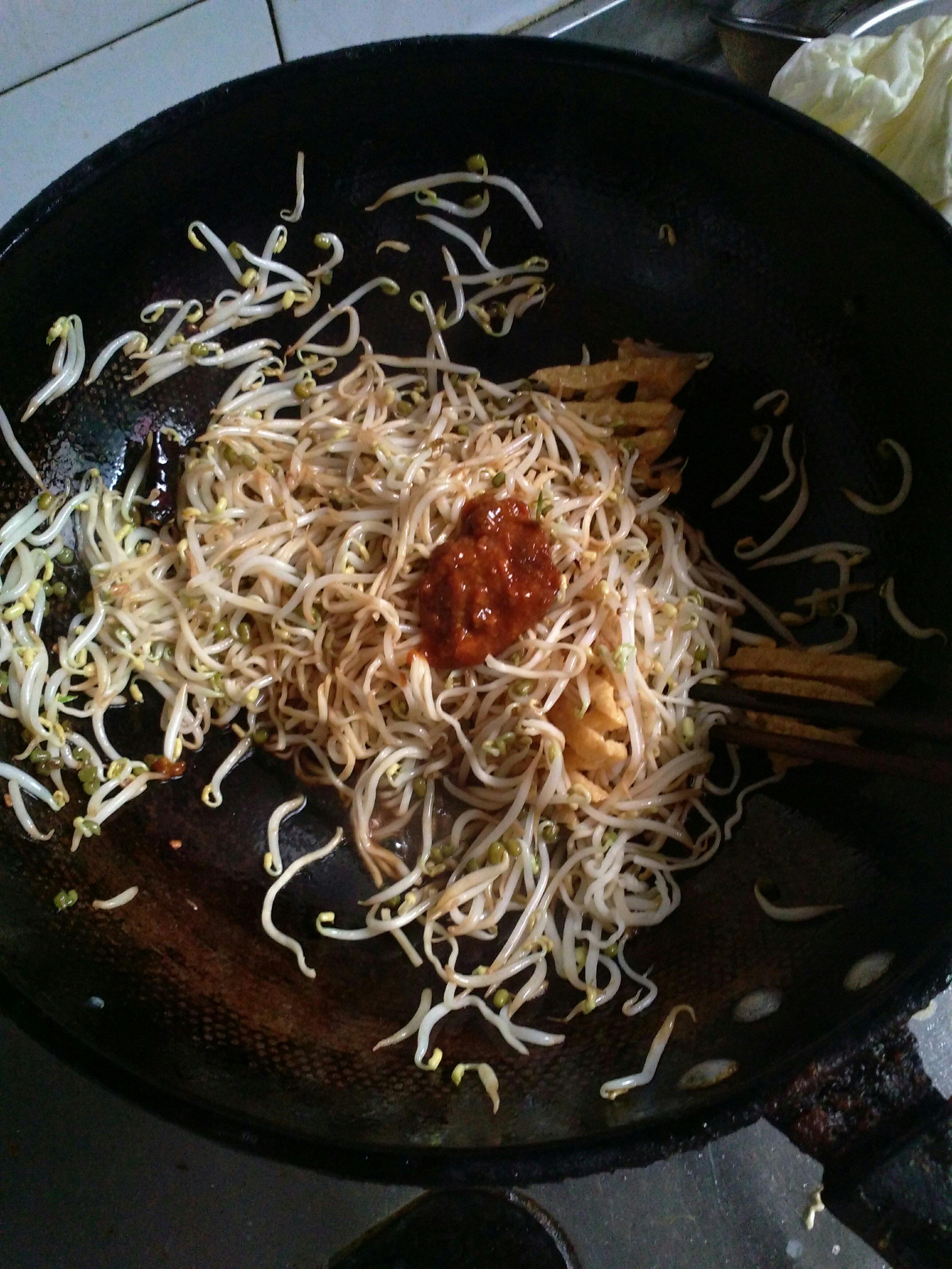 醬香炒麪簡約版（豆芽）的做法 步骤4