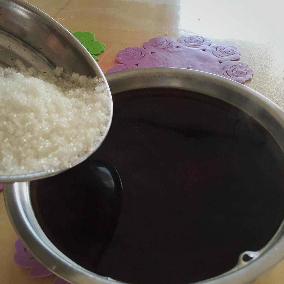 港式奶茶——選用地道斯里蘭卡紅茶和黑白淡奶的做法 步骤4