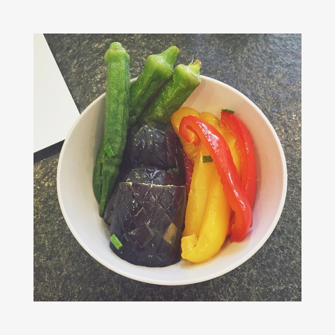 日式高湯冷漬夏日蔬菜✩夏野菜の揚げ浸し✩的做法 步骤7