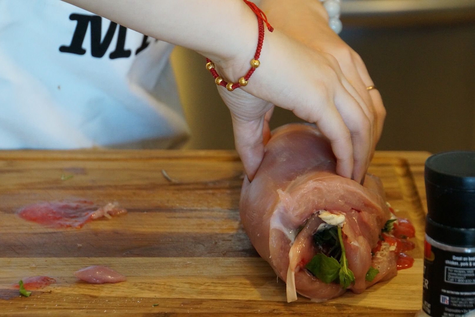 |感恩節特輯|·主菜·香草火雞胸肉卷配蘋果覆盆子醬的做法 步骤12