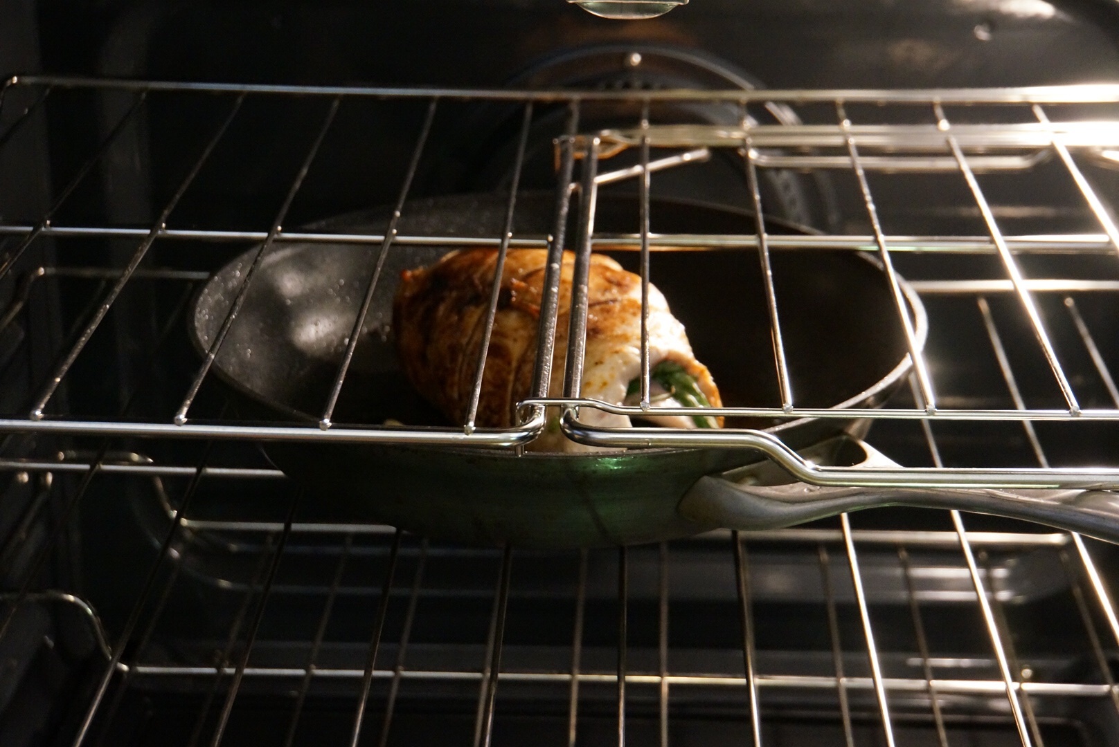 |感恩節特輯|·主菜·香草火雞胸肉卷配蘋果覆盆子醬的做法 步骤18
