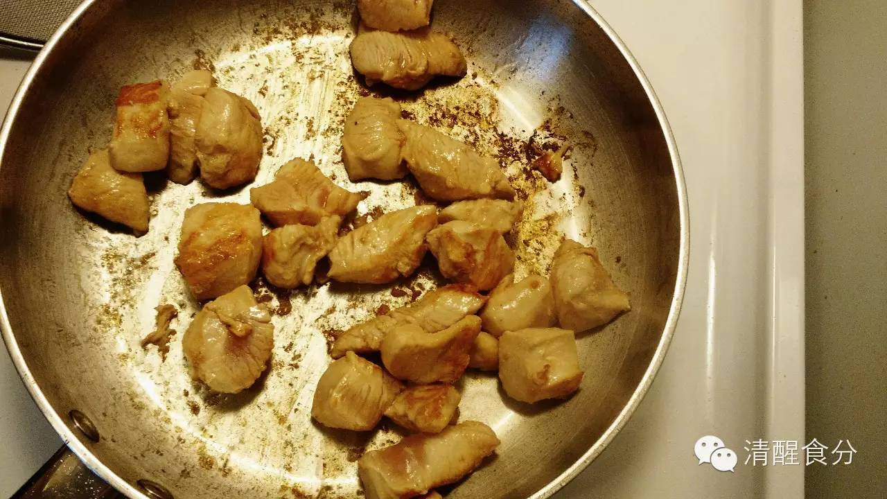 美味快手食譜 | 雞肉蘑菇，滿滿的蛋白質！的做法 步骤6