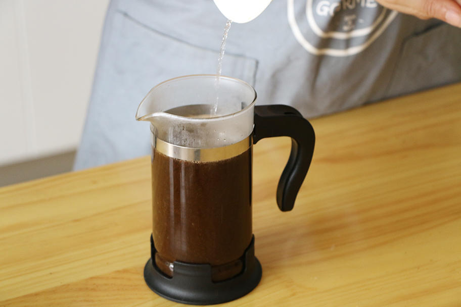 咖啡牛奶棒冰的做法 步骤3