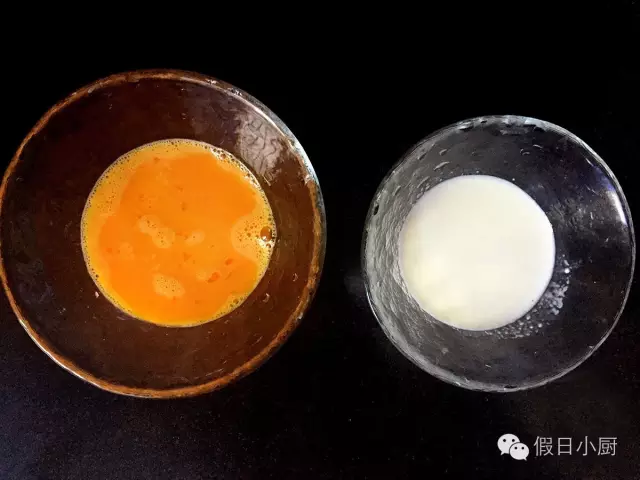 大米小米粥+藍莓山藥條+美式炒蛋的做法 步骤3