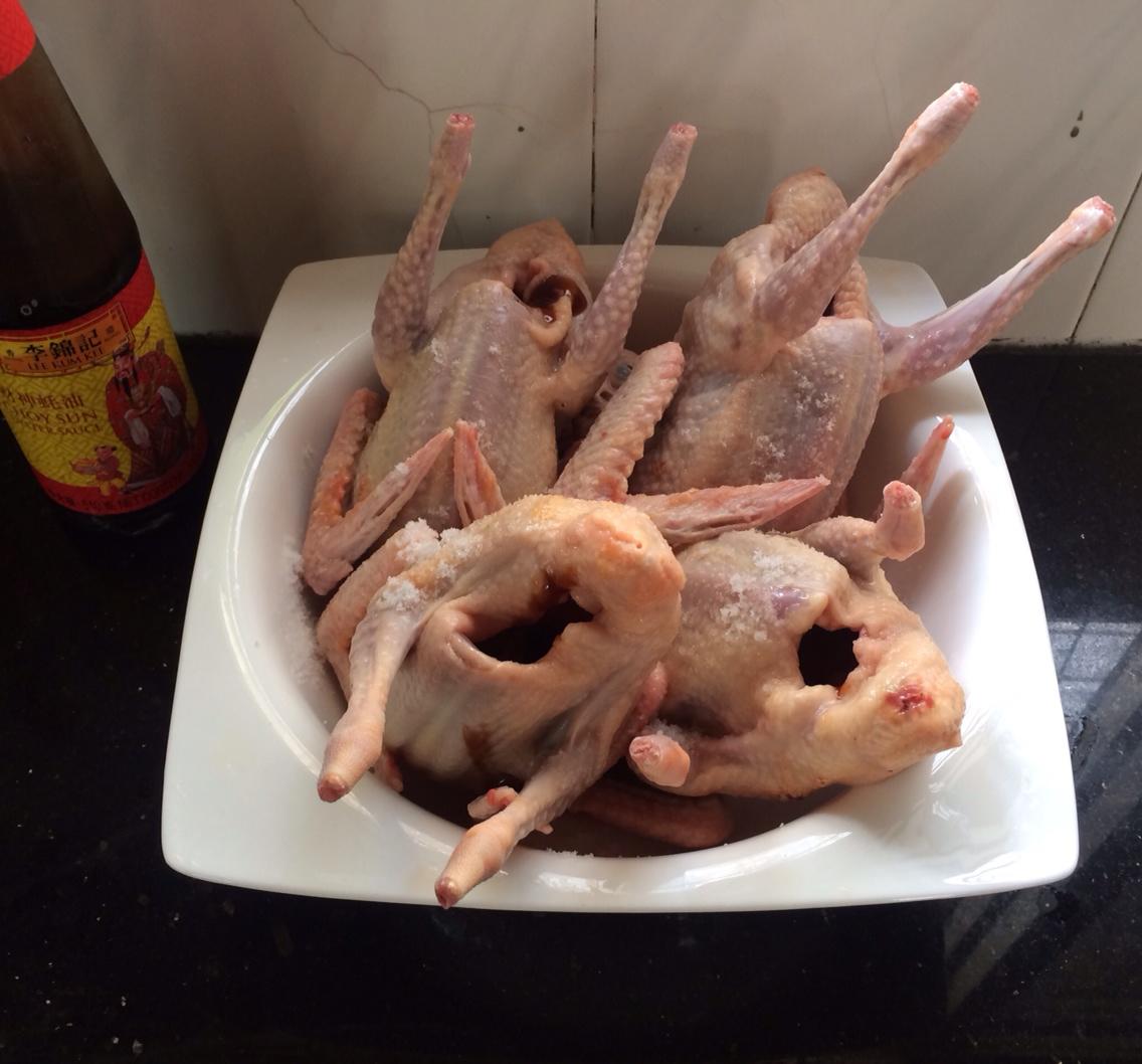 紅燒乳鴿的做法 步骤2