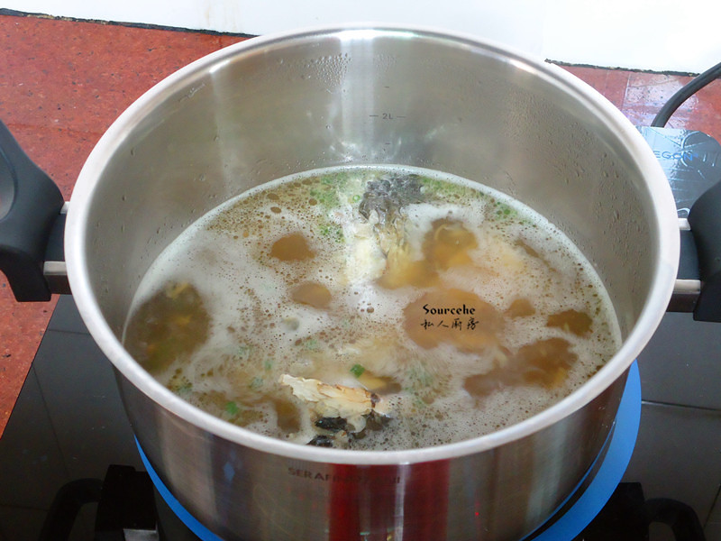 魚湯麪的做法 步骤3