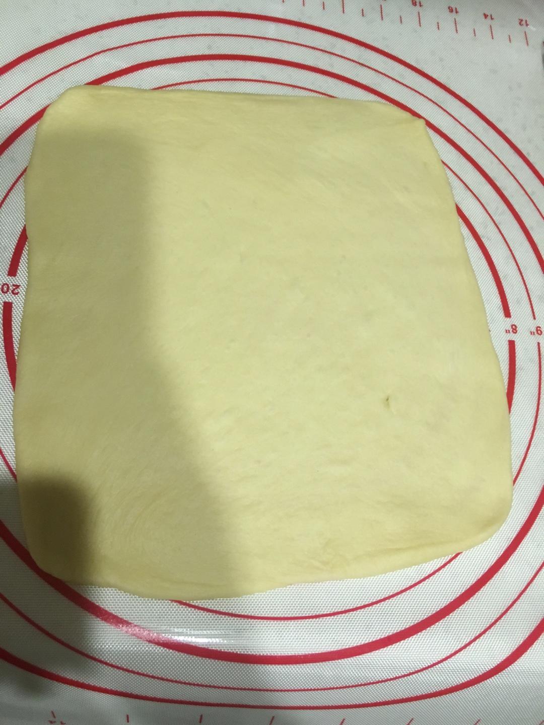 母乳香蔥魚鬆麪包的做法 步骤4