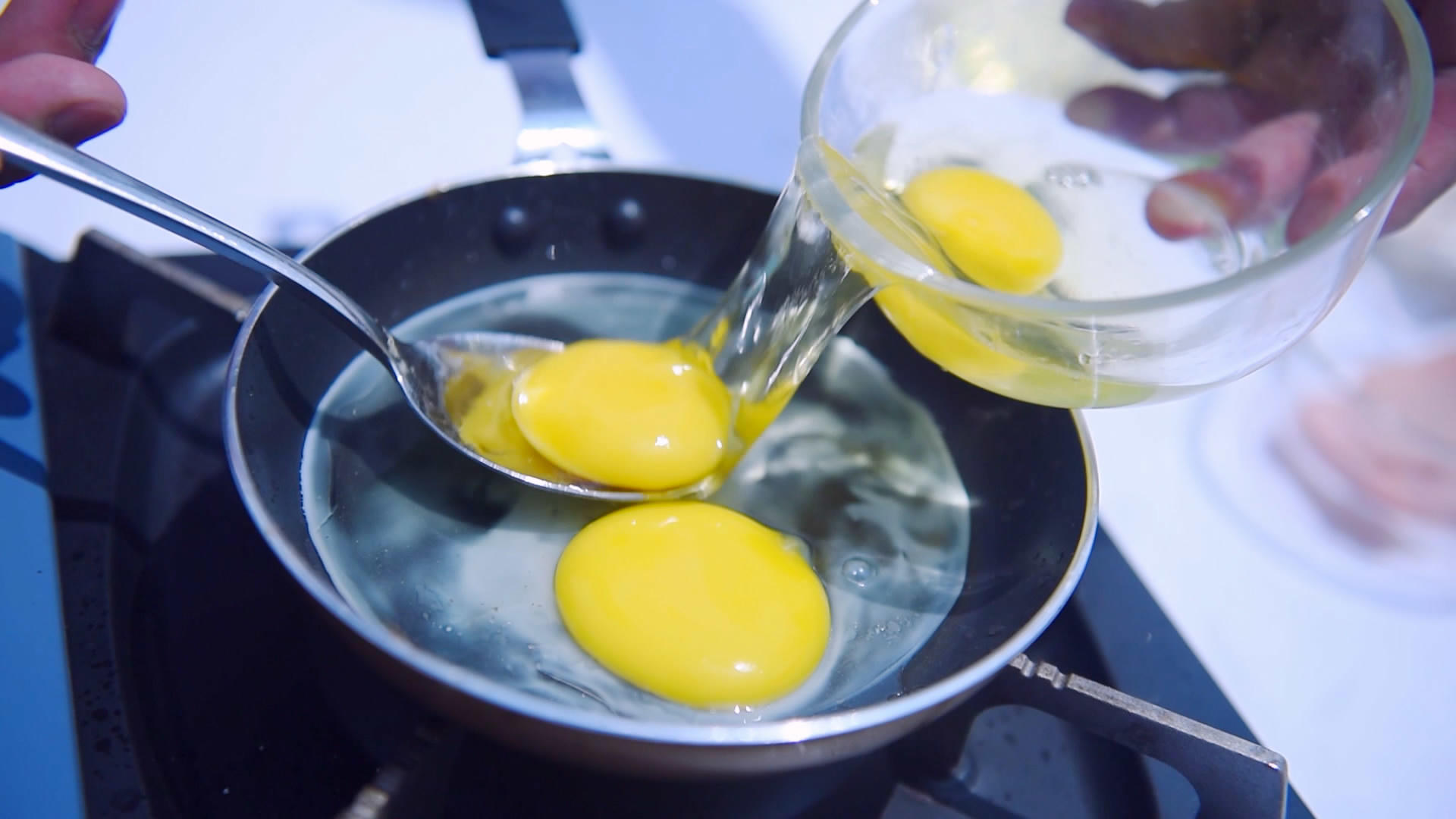 營養雞蛋早餐的日常 把蛋蛋做好吃的祕籍的做法 步骤5