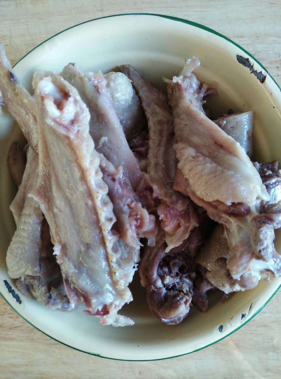 香煎鴨肉（不在減肥營範圍內菜品）的做法 步骤1