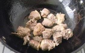 香菇燒鴨肉的做法 步骤3