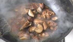 香菇燒鴨肉的做法 步骤5