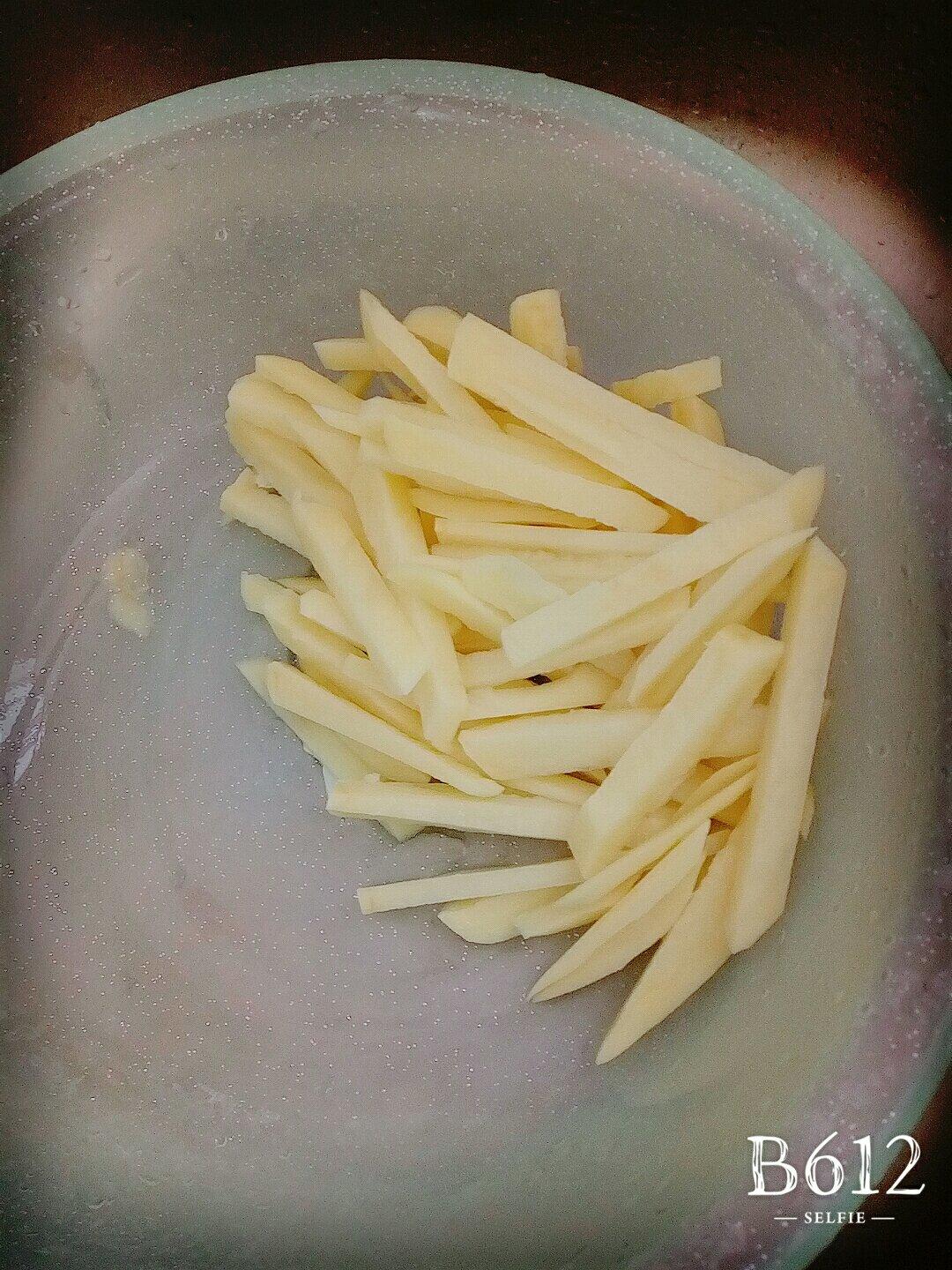 奶香土豆泥的做法 步骤1