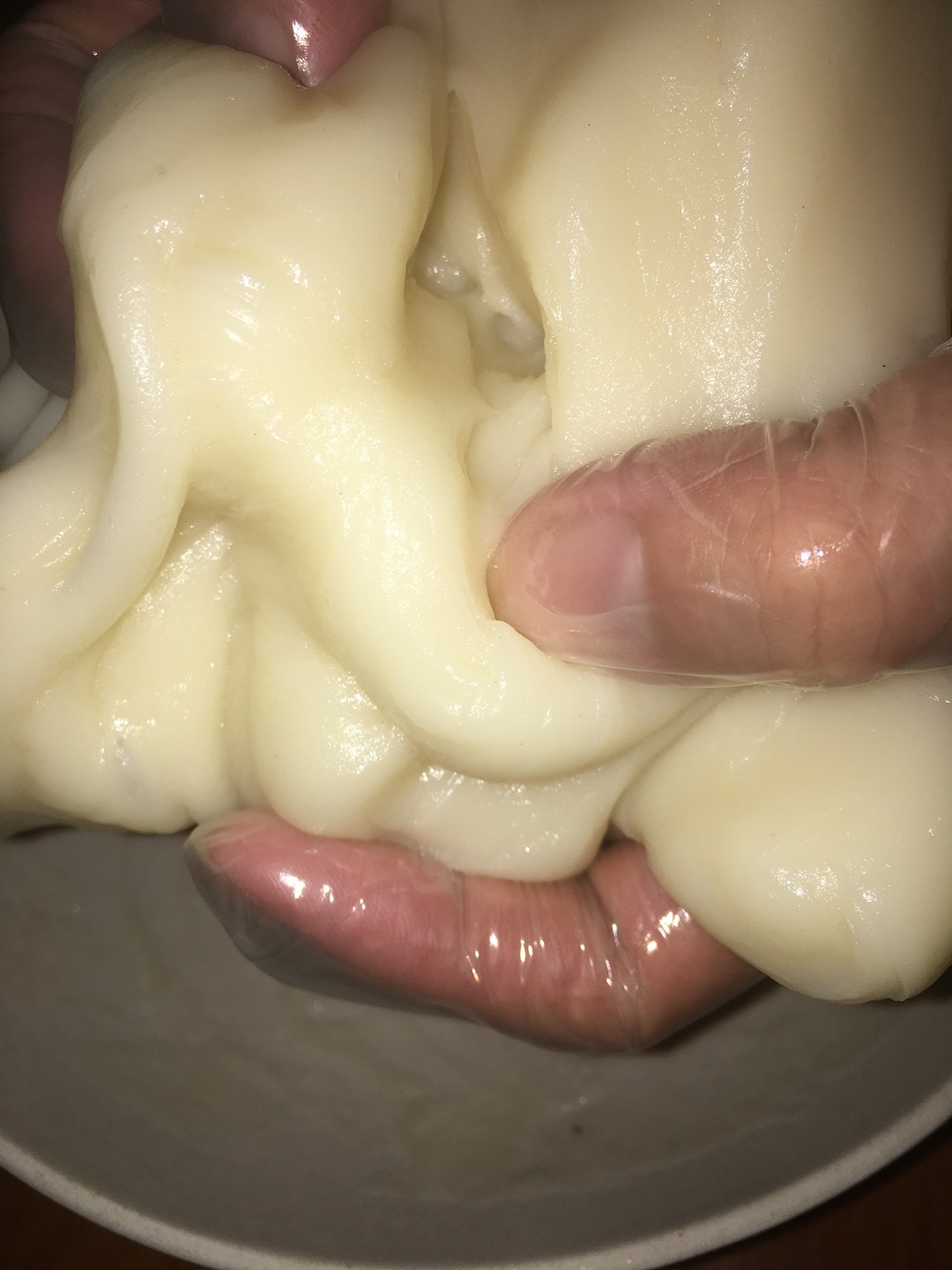 奶黃冰皮月餅的做法 步骤9