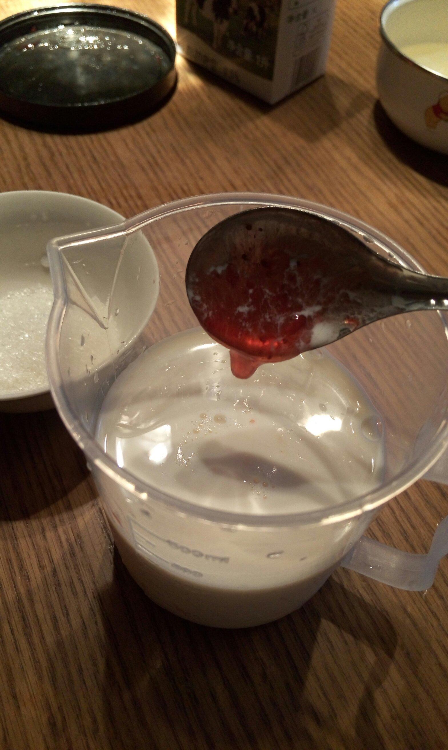 草莓奶凍的做法 步骤4