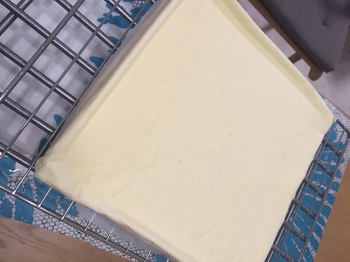 芒果奶油蛋糕卷（厚蛋糕卷版）的做法 步骤12