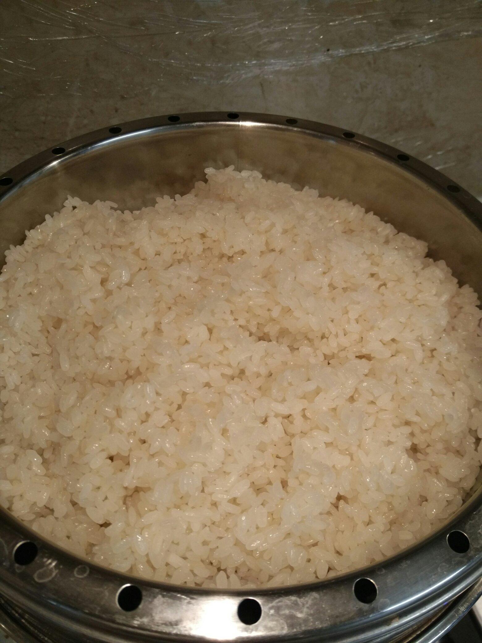 糯米飯是要用蒸的的做法 步骤1