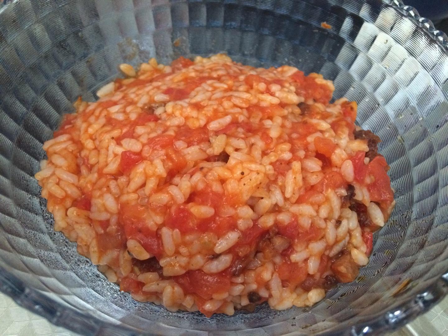 番茄辣腸燴飯的做法 步骤5