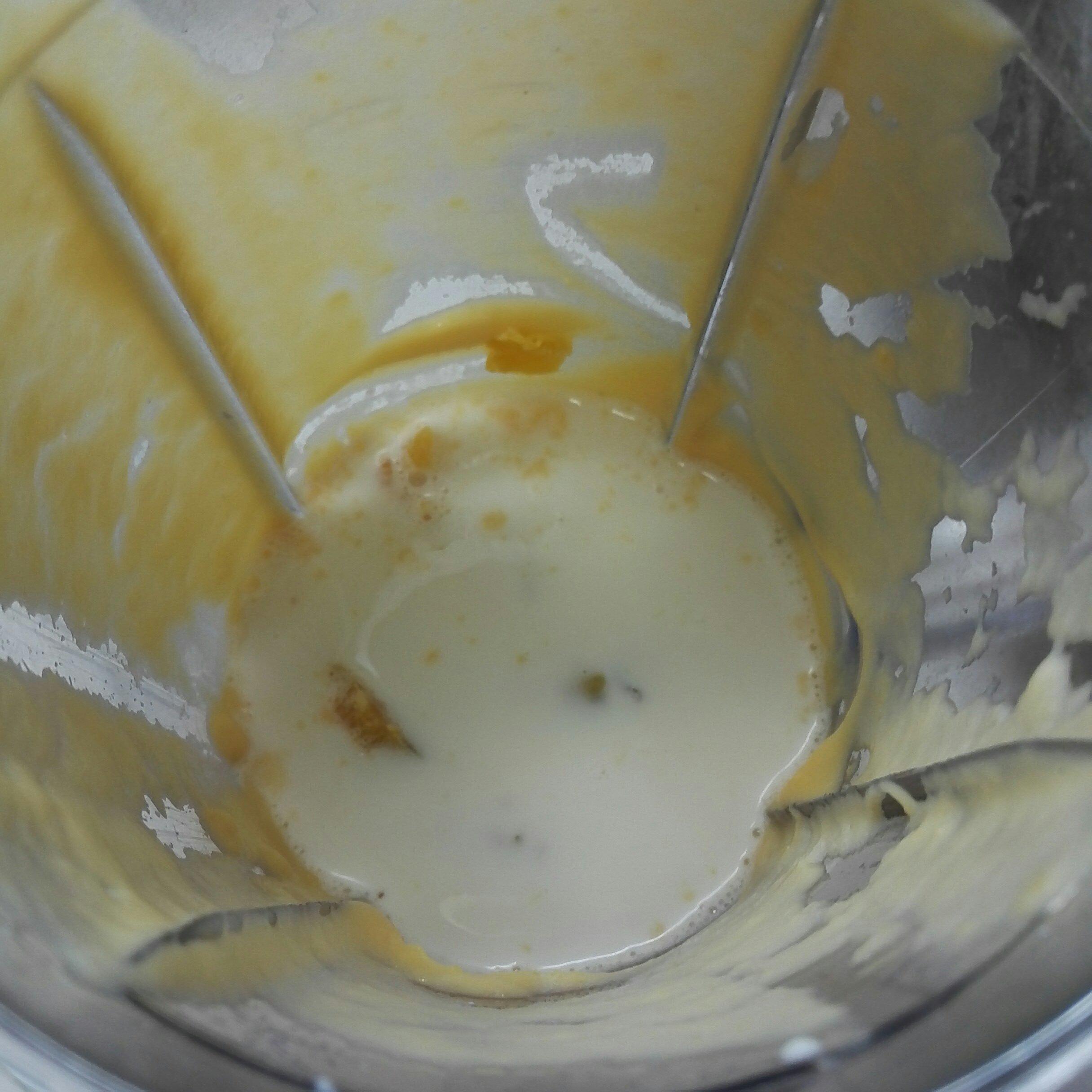 紅薯牛奶粥的做法 步骤2