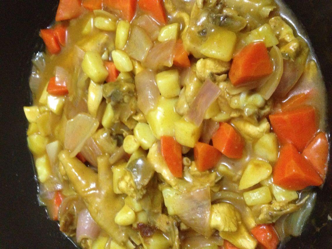 咖哩三黃雞燉土豆的做法 步骤5