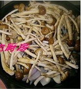 茶樹菇幹鍋雞的做法 步骤6