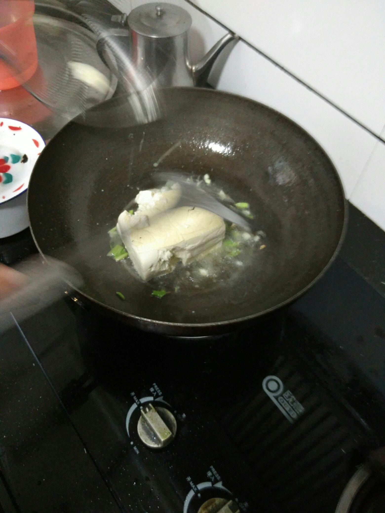 超下飯的蔥花豆腐的做法 步骤3