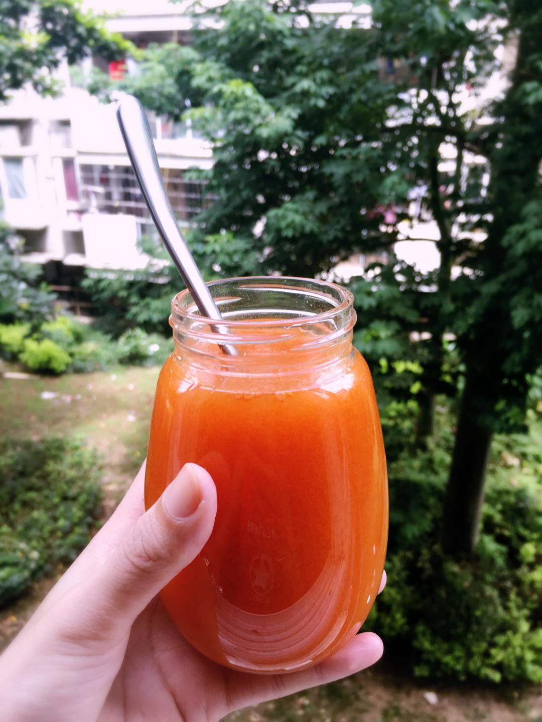 胡蘿蔔蘋果汁的做法 步骤7