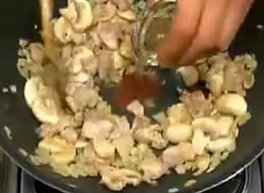 超正宗日式蛋包飯的做法 步骤12