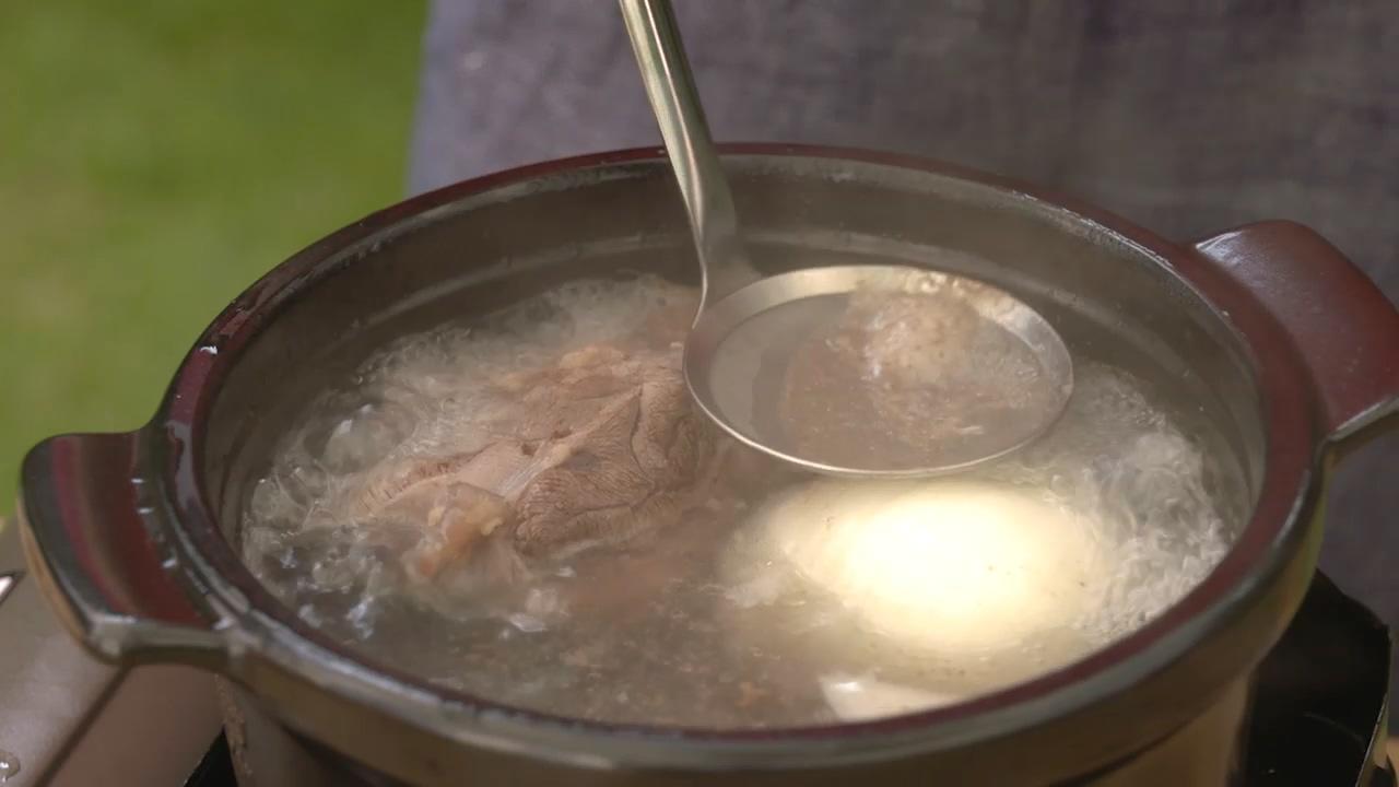 韓式辣牛肉湯【曼食慢語】的做法 步骤2
