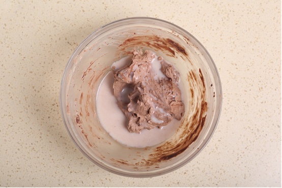 七夕情人節食譜——巧克力酸奶芝士凍糕的做法 步骤10