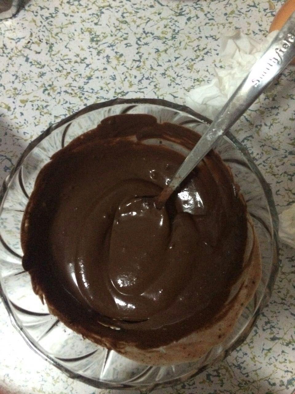 酸奶巧克力磅蛋糕 簡單的生日蛋糕的做法 步骤4