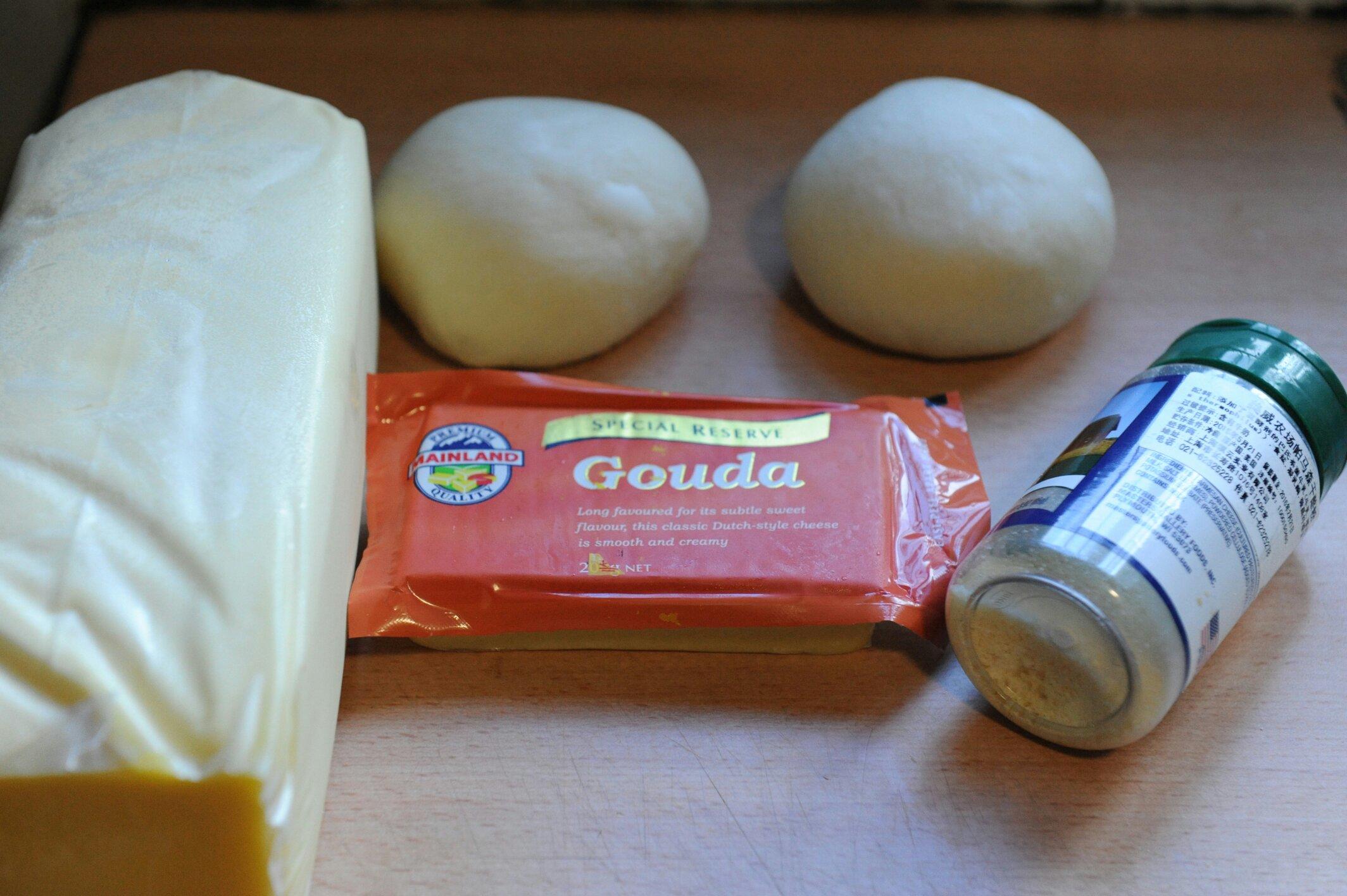三重乳酪麪包--乳酪控絕佳選擇的做法 步骤1