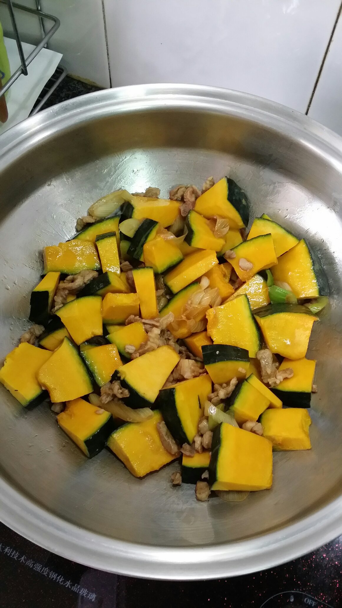 南瓜燜飯的做法 步骤3