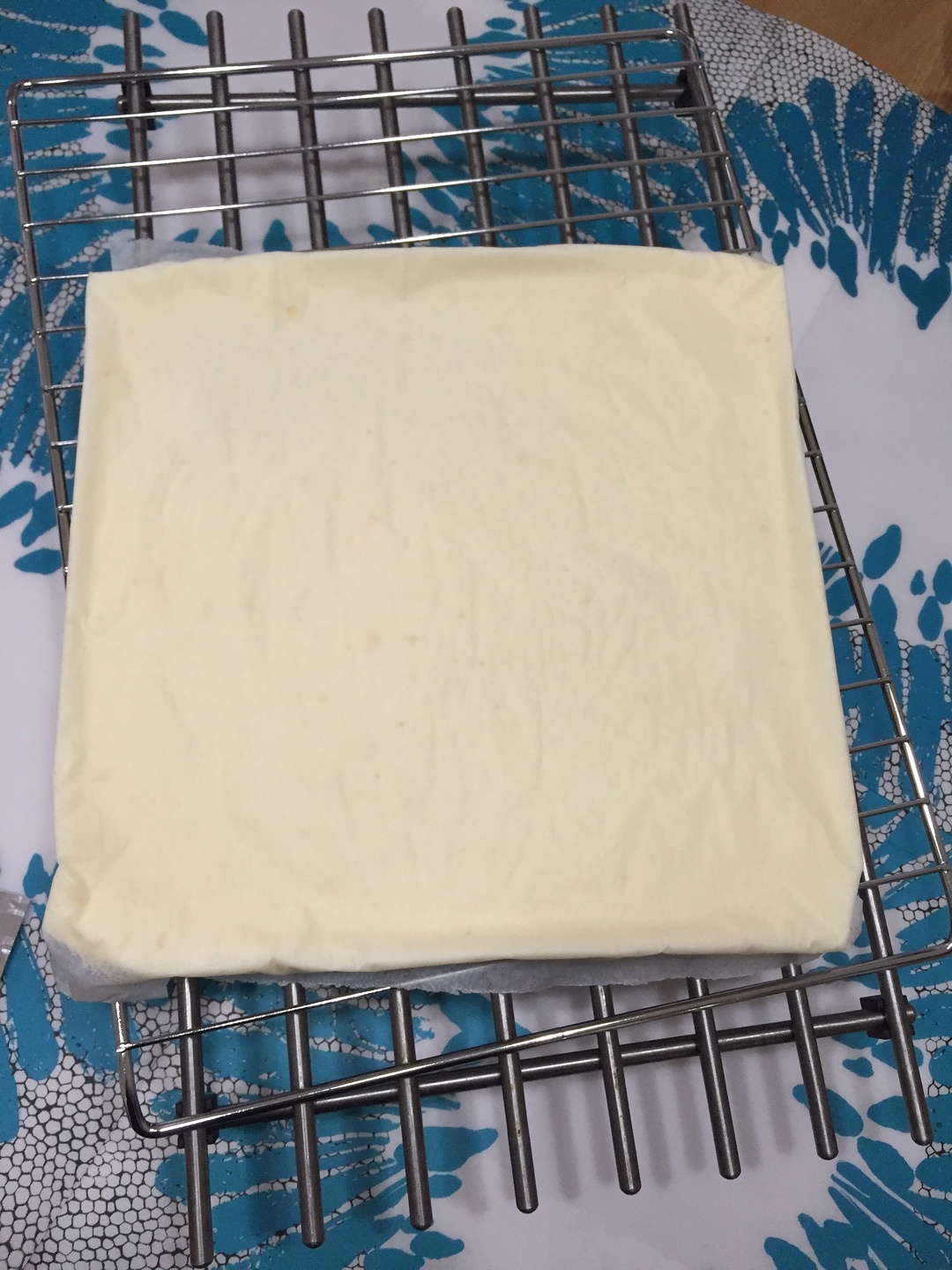 芒果奶油蛋糕卷（薄蛋糕版）的做法 步骤9