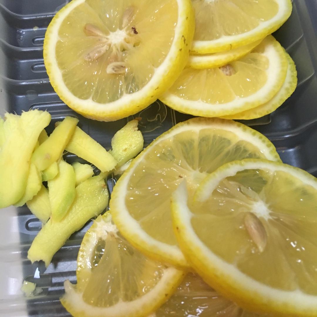 檸檬蒸玉米的做法 步骤1