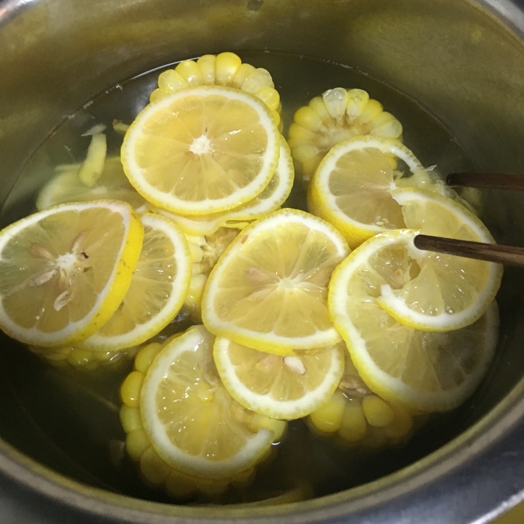 檸檬蒸玉米的做法 步骤5