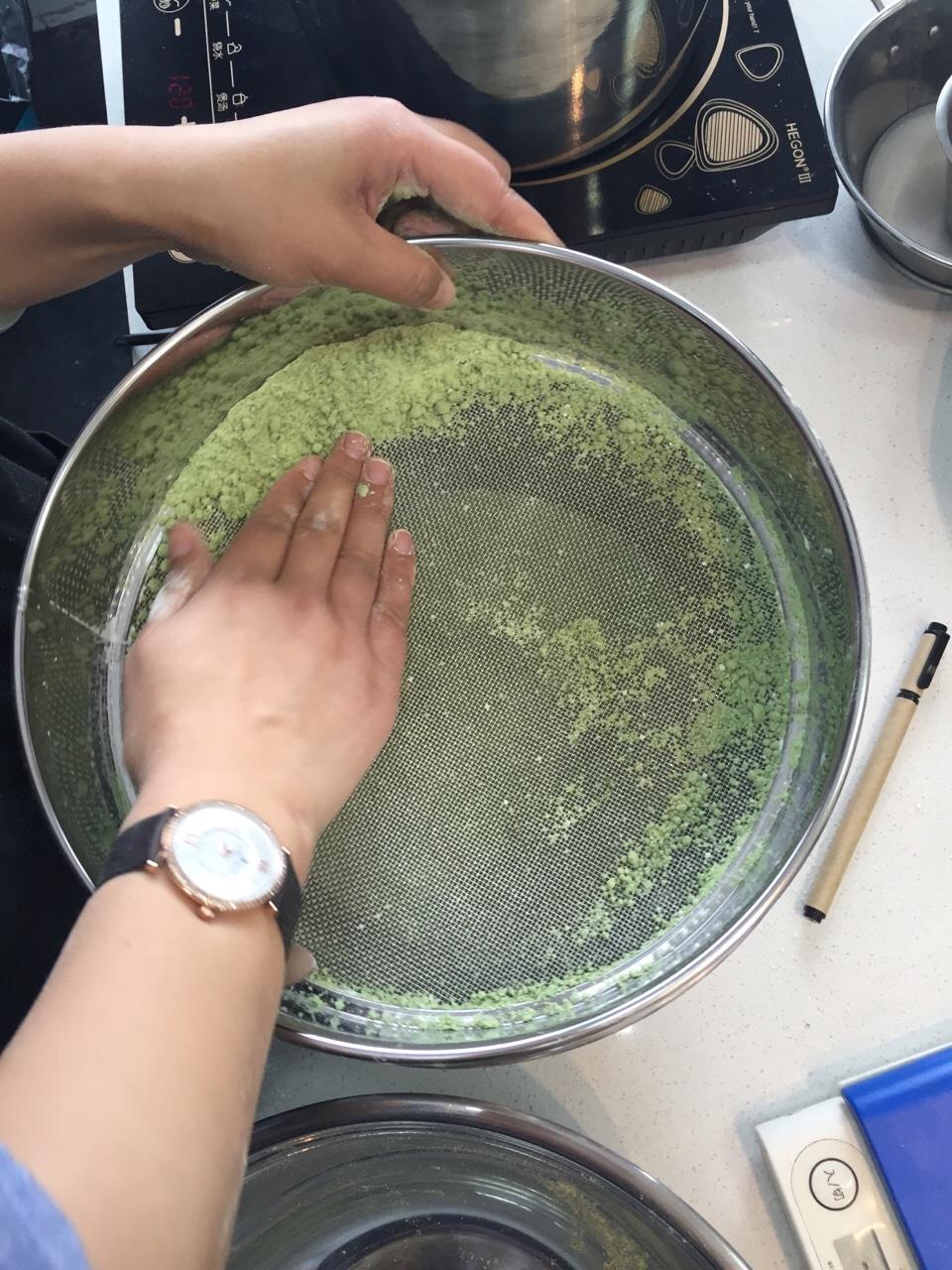 韓式抹茶蕾絲米糕詳細製作步驟的做法 步骤5