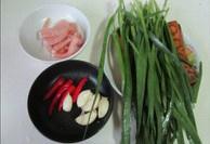 韭菜香乾炒肉絲的做法 步骤1