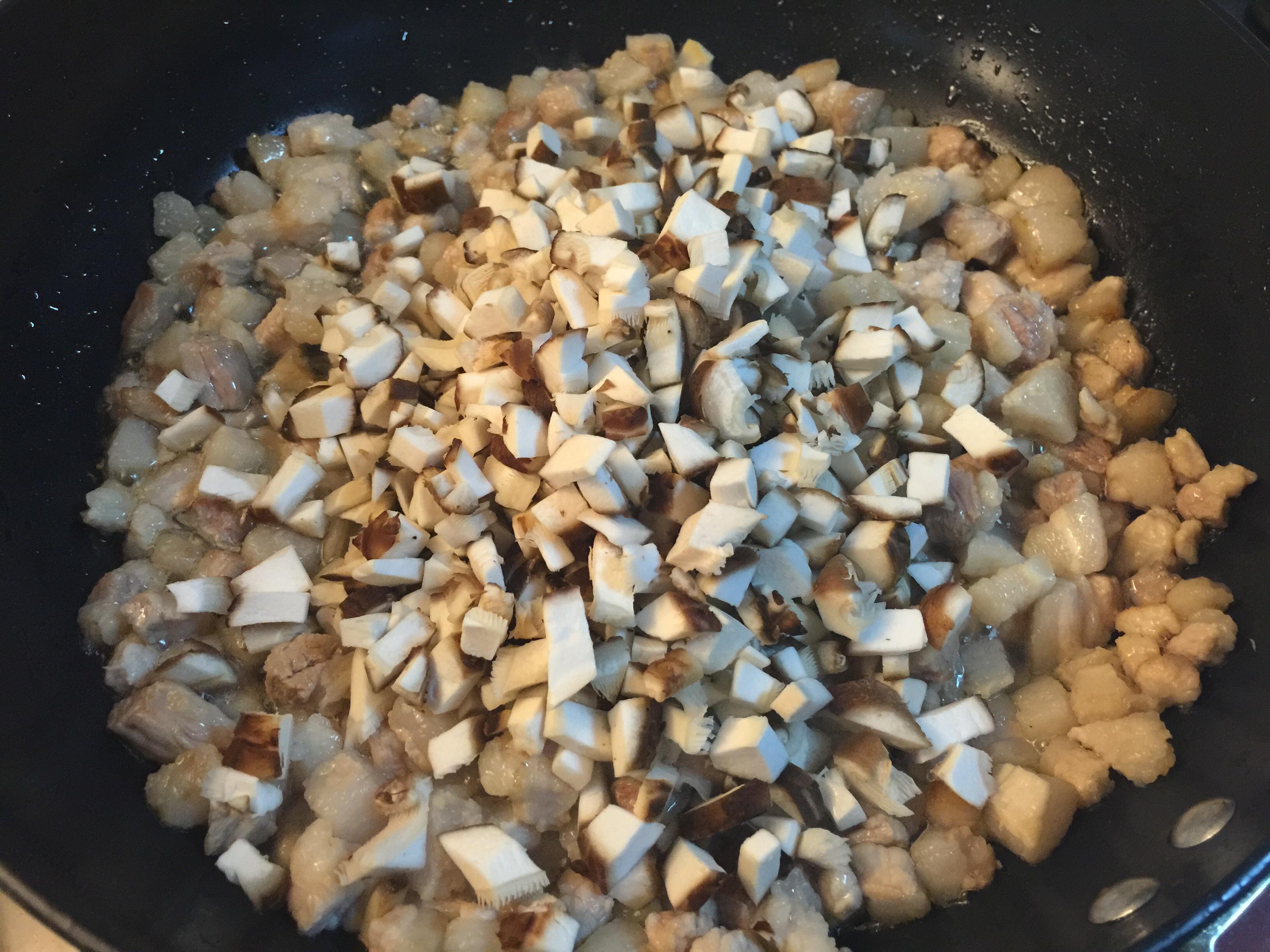 洋蔥酥滷肉飯的做法 步骤17