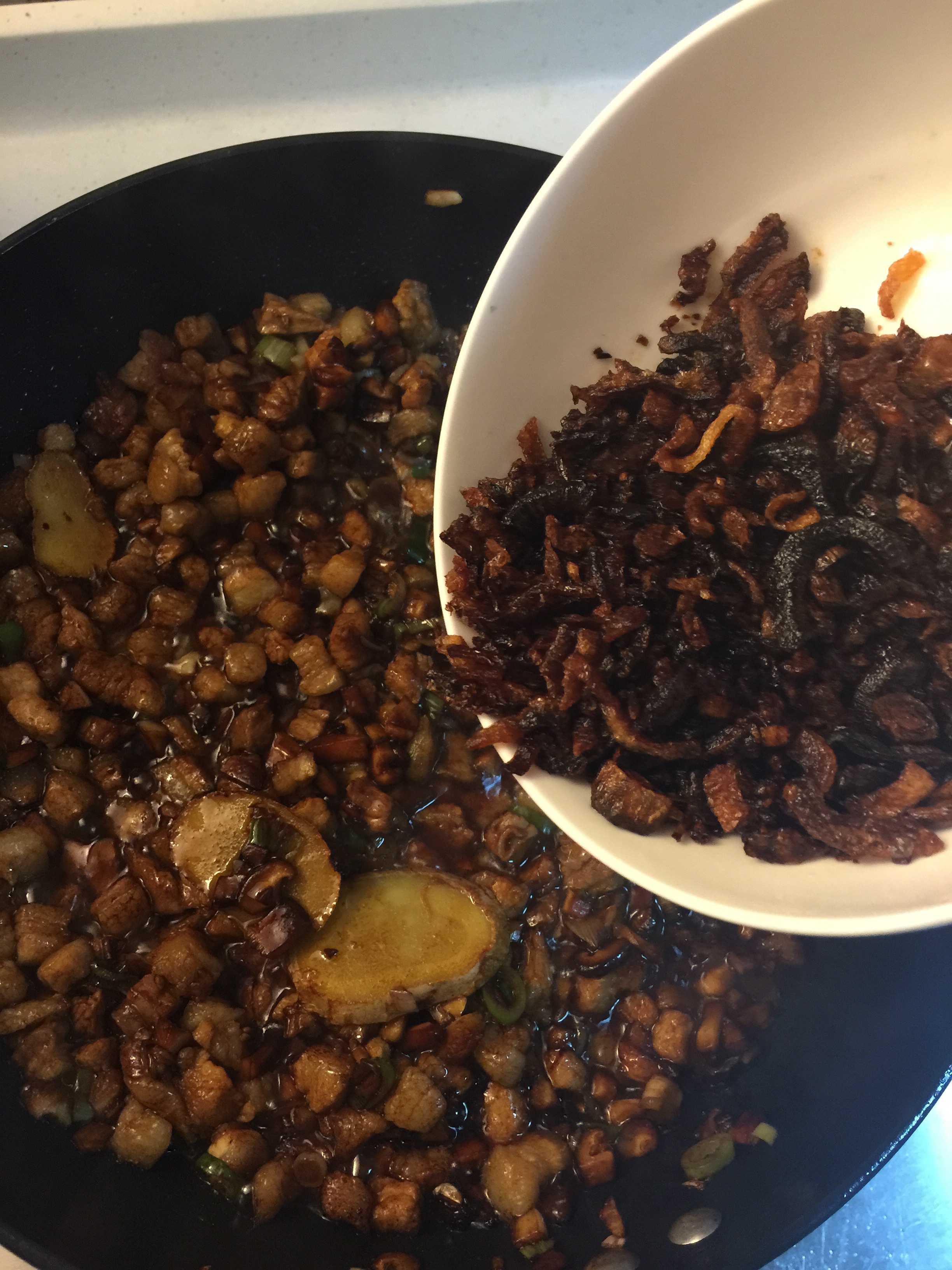 洋蔥酥滷肉飯的做法 步骤21