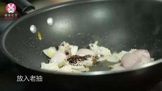 【微體兔菜譜】爆炒魷魚卷丨來自大海的開花魷魚的做法 步骤6