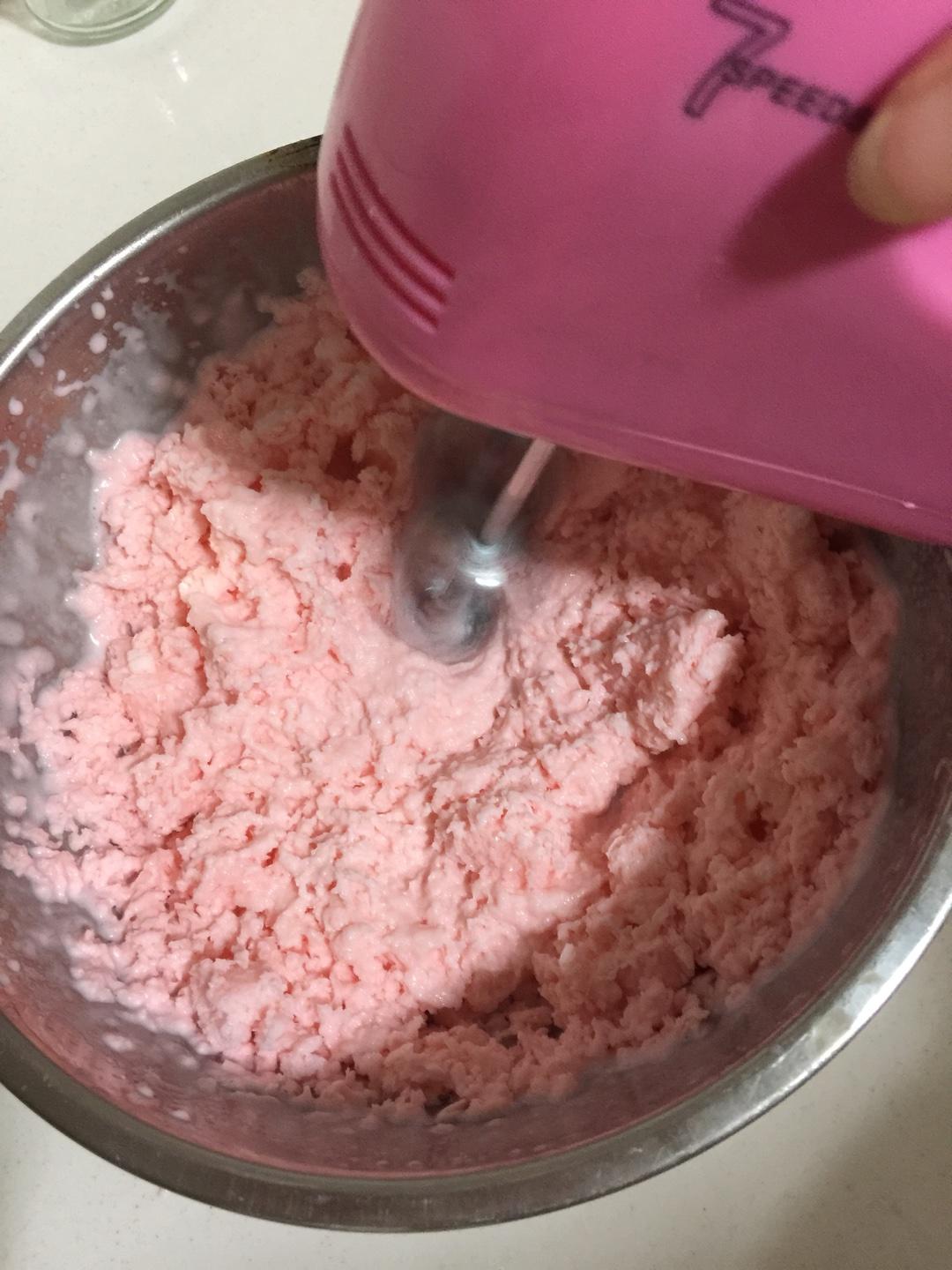 草莓味酸奶冰淇淋的做法 步骤10