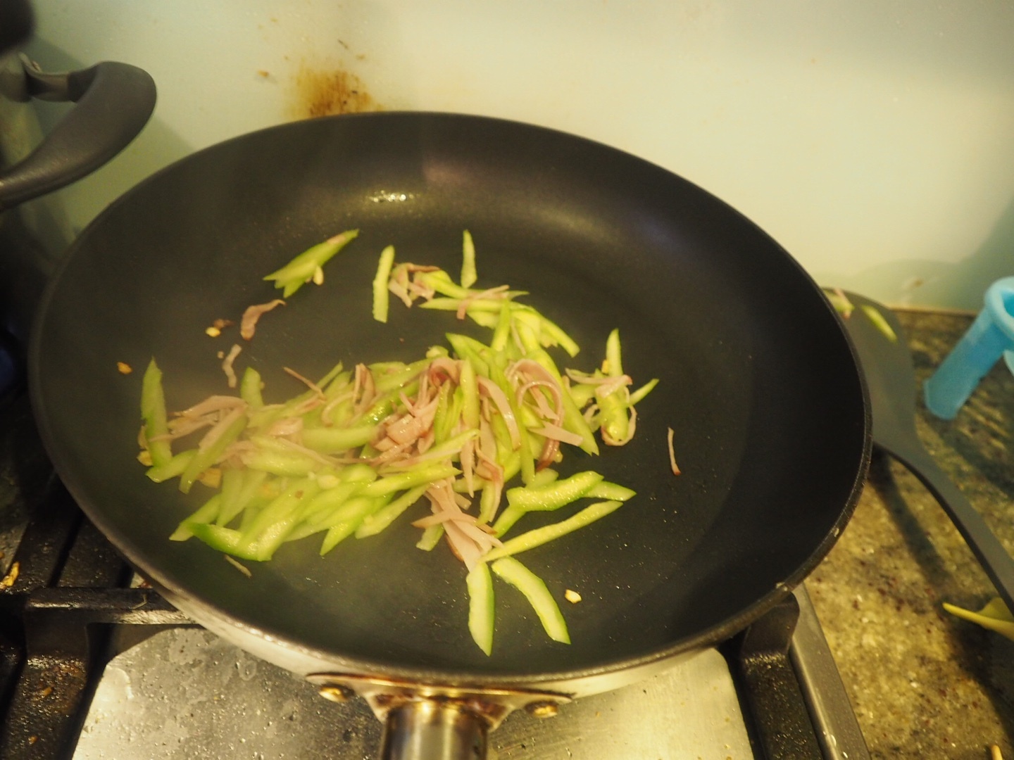 韓式黃瓜炒飯-超簡單快手的做法 步骤5