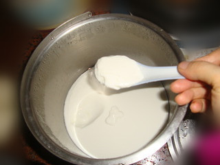 自制酸奶（燜燒鍋版）的做法 步骤7