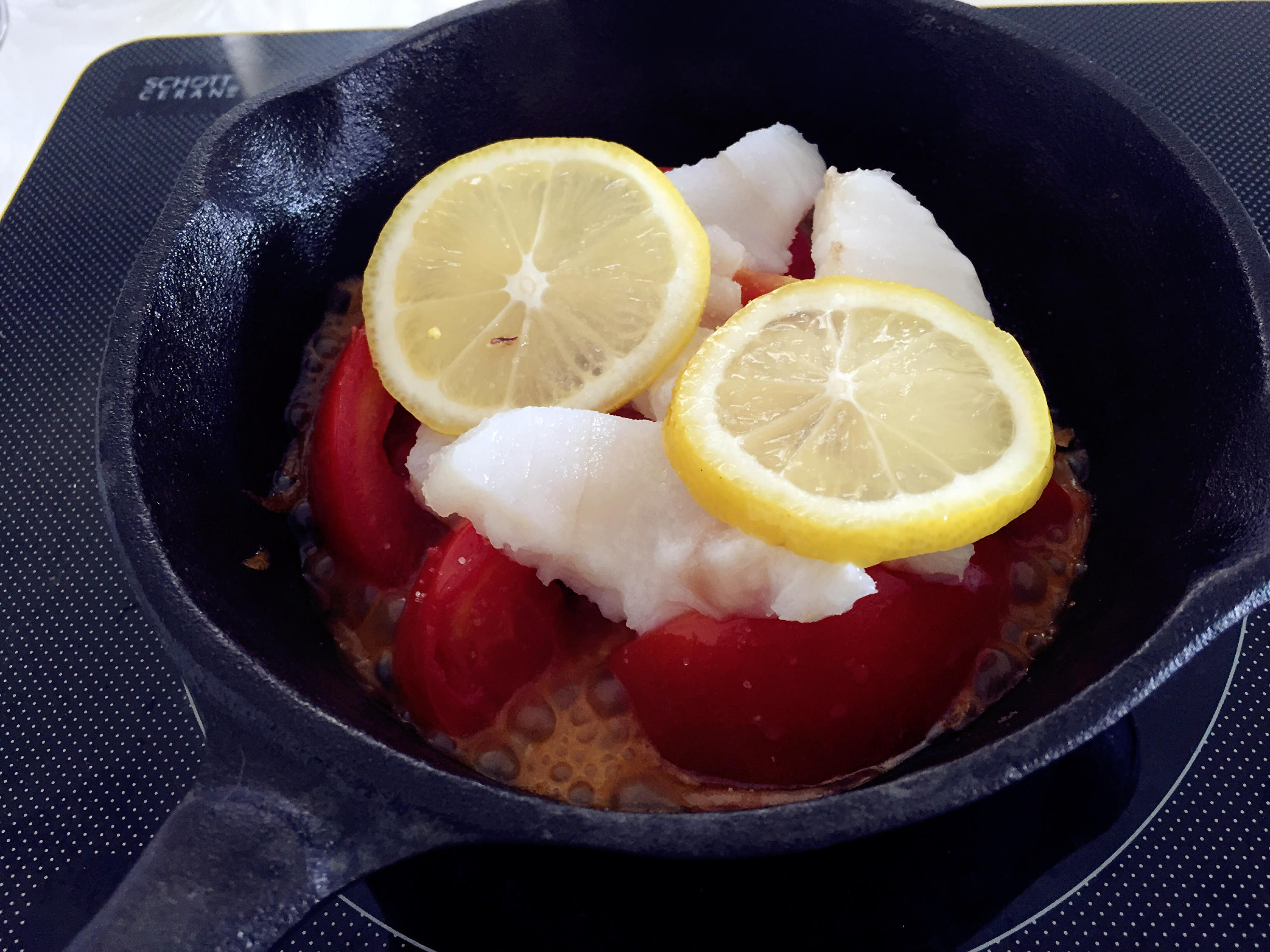 寶寶輔食：番茄鱈魚小米飯—番茄燉鱈魚，濃濃營養湯汁澆在米飯上，完美！的做法 步骤6